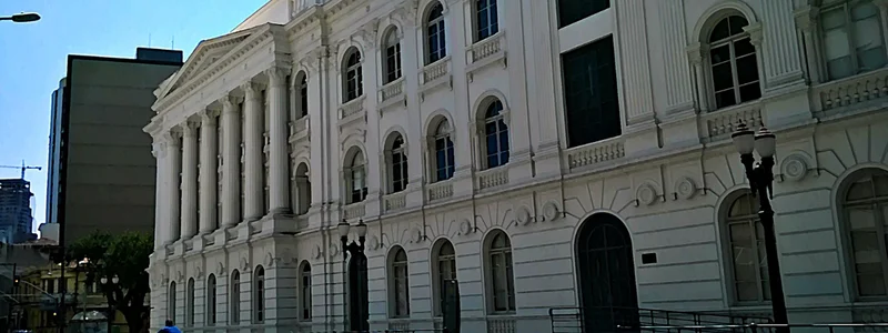 Curitiba: Um Pólo de Inovação Cultural e Gastronômica