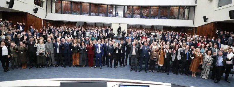 Solenidade na ALEP celebra o dia do rotariano paranense e os 120 anos do Rotary International