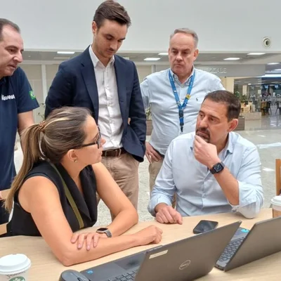 Curitiba Convention recebe players à frente do novo voo direto Curitiba- Lisboa